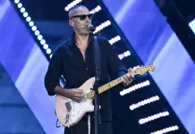 Alex Britti incanta il Castello di Santa Severa: due ore di musica ed energia