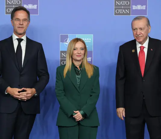 Nato, Meloni “Rispettiamo gli impegni, ma stabiliamo noi modi e priorità”
