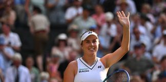 Noskova è la nuova regina di Wimbledon, battuta Muchova in tre set. Cresce l’attesa per la sfida Sinner-Zverev