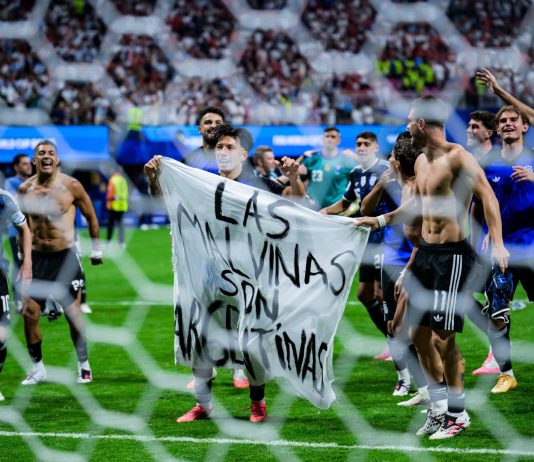 “The Malvinas are Argentinian”, the British government calls for an investigation by FIFA