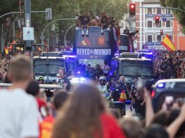 Maxi festa della Spagna a Madrid, oltre due milioni di persone in strada per il trionfo Mondiale