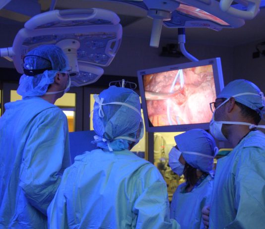 All’ISMETT di Palermo eseguita la prima esofagectomia totalmente robotica con Da Vinci