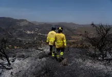 Spagna, a causa degli incendi oltre 120mila evacuati. Nuovo fronte nella zona di Valencia