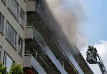 Belgio, ad Anversa un vasto incendio devasta un condominio: almeno 5 morti e diversi feriti gravi