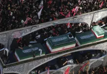 Mojtaba Khamenei “Vendicheremo il sangue di mio padre e degli altri martiri”. Trump “Se l’Iran dovesse uccidermi ho dato ordine di distruggerli completamente”