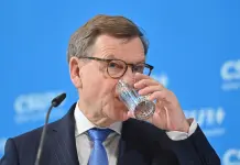 Libano, il ministro degli esteri tedesco Wadephul: “Valutare una missione Ue per il post-Unifil”