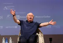 Lino Banfi “A 90 anni vi chiedo di tornare a usare la parola ‘amore'”