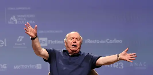 Lino Banfi “A 90 anni vi chiedo di tornare a usare la parola ‘amore'”