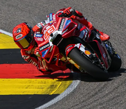Marc Marquez trionfa al Sachsenring davanti a Ogura, Martin 5°