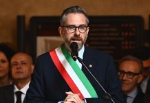 Morte Fakir, il sindaco di Bologna “La democrazia vive attraverso la partecipazione pacifica, il presidio non era contro la Polizia”