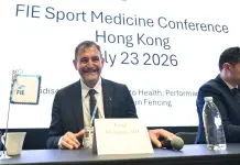 La relazione del presidente Mazzone durante la Conferenza di Medicina Sportiva FIE a Hong Kong