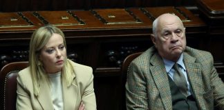 Approvato in CdM il ddl sull’impunibilità dei minori, Meloni “Chi sbaglia paga, anche a 15 o 16 anni” / Video