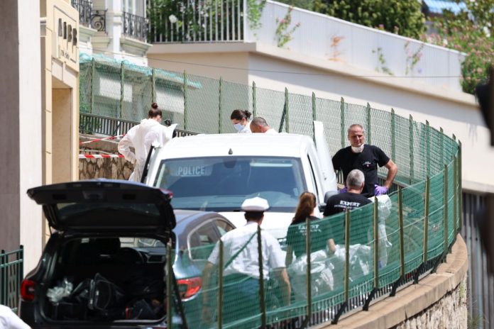 Monaco, esplosione di un pacco bomba: ferito l’oligarca ucraino Ermolaev con moglie e figlio