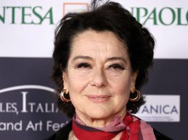 Monica Guerritore “Ho finito un ciclo di sei chemio, è andata molto bene. La ricerca ci protegge e cura” / Video