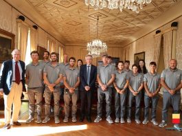 Il team di Luna Rossa ricevuto dal sindaco di Napoli Manfredi a Palazzo San Giacomo