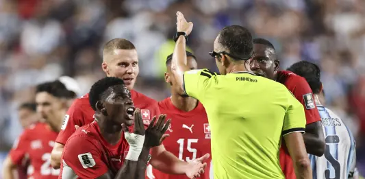 FIFA disagrees with IFAB over Embolo’s red card: “Referee Pinheiro’s decision was correct”