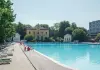 Milano, 28enne entra in una piscina comunale nell’orario di chiusura e muore annegato