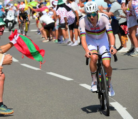 Pogacar fa il vuoto sul Tourmalet e vince la sesta tappa del Tour de France, lo sloveno torna in maglia gialla