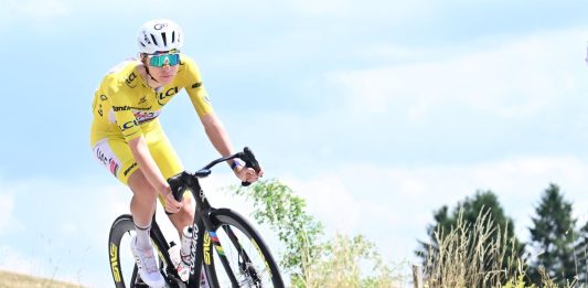 Pogacar sempre più leader del Tour de France, vince anche la 14^ tappa
