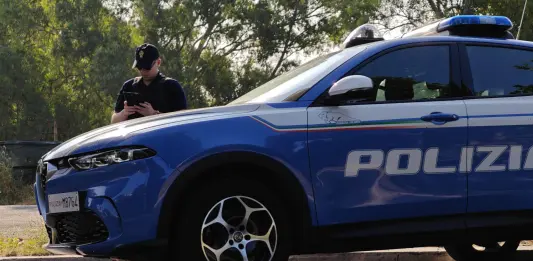 Controlli della Polizia sul litorale romano, 2 arresti e oltre 250 persone identificate / Video