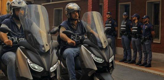 Due ricercati internazionali catturati dalla Polizia di Stato a Roma