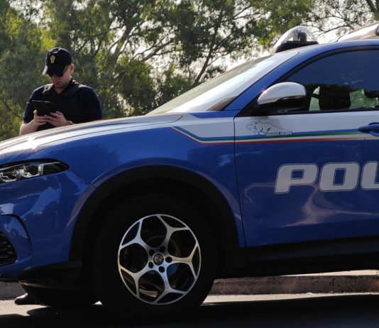 Controlli della Polizia sul litorale romano, 2 arresti e oltre 250 persone identificate