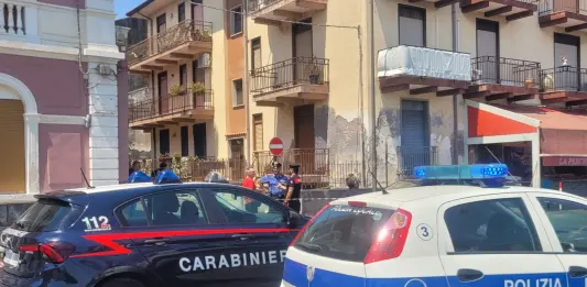 Insegue il fratello e lo uccide a colpi di mannaia nel Catanese, arrestato un 63enne