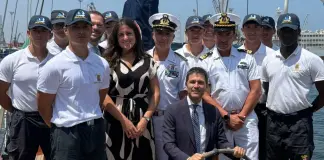 سفير إيطاليا في المغرب يزور السفينة التدريبية ستيلا بولاري في الدار البيضاء