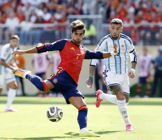 L’Argentina cade nei supplementari, Spagna campione del mondo