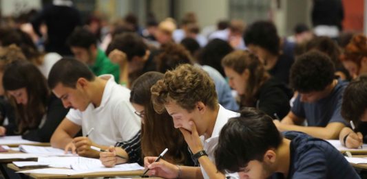 In 10 anni cresciuto del 19,8% il numero di immatricolati agli atenei tradizionali