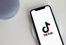 La Commissione Europea contesta a TikTok la sicurezza per gli account dei minori