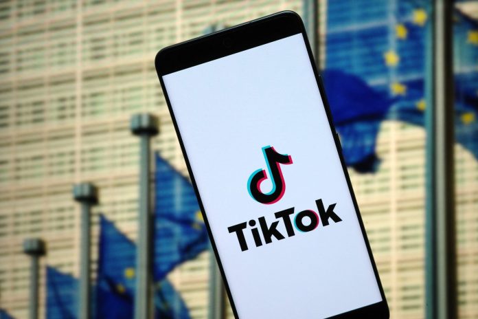 TikTok Ue