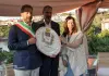 Intitolata a Karim Aga Khan la celebre piazzetta di Porto Cervo, Todde “Riconosciamo il valore di un uomo che ha immaginato il futuro”