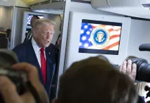 Gli Usa colpiscono 90 obiettivi militari in Iran, Teheran attacca basi americane. Trump “Vogliono accordo ma non so se vale la pena farlo”