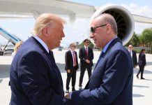 Trump ad Ankara per il vertice Nato: “Italia, Francia, Germania e Uk non ci hanno aiutato. Meloni brava persona ma ha fatto un errore”