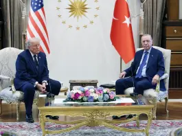 Ad Ankara via al vertice Nato, Trump: “Italia, Francia, Germania e Uk non ci hanno aiutato. Meloni brava persona ma ha fatto un errore”