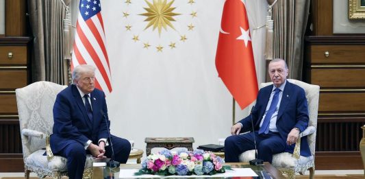 أردوغان يبحث هاتفيًا مع ترامب التطورات الإقليمية