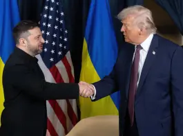 Ucraina, Zelensky “Credo le condizioni di pace per Putin stiano cambiando”. Trump apre alla possibilità di concedere una licenza per produrre i Patriot