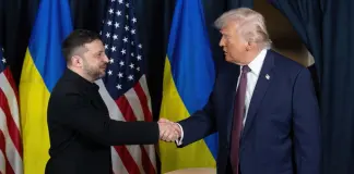 Ucraina, Zelensky “Credo le condizioni di pace per Putin stiano cambiando”. Trump apre alla possibilità di concedere una licenza per produrre i Patriot