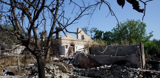 Massiccio attacco russo in Ucraina nella notte, almeno sei morti tra cui due bambini