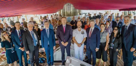 Vinitaly.Usa 2026 si presenta a bordo della Nave Amerigo Vespucci nella tappa di Quebec City / Video