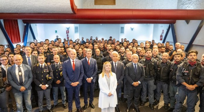 Meloni “Tolleranza zero per chi vuole trasformare le piazze in zone franche”