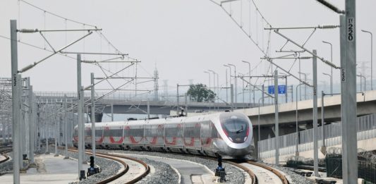 Cina: attesi 1,01 mld di viaggi in treno durante il picco estivo