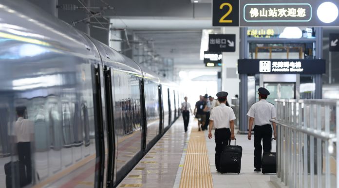 Cina: Guangdong, aperta la stazione ferroviaria di Foshan (3)