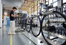 Cina: a Huizhou le e-bike ADO con sensori basati sull’IA (1)