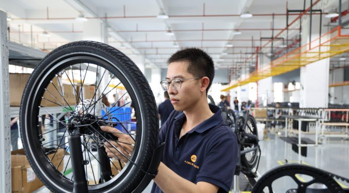 Cina: a Huizhou le e-bike ADO con sensori basati sull’IA (2)