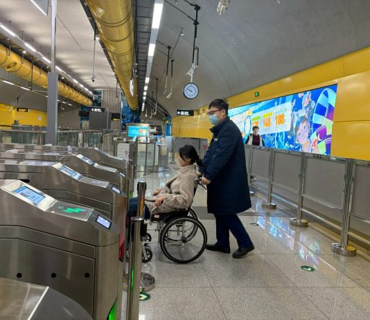 Cina: nuove misure per trasporto aereo di passeggeri con disabilità