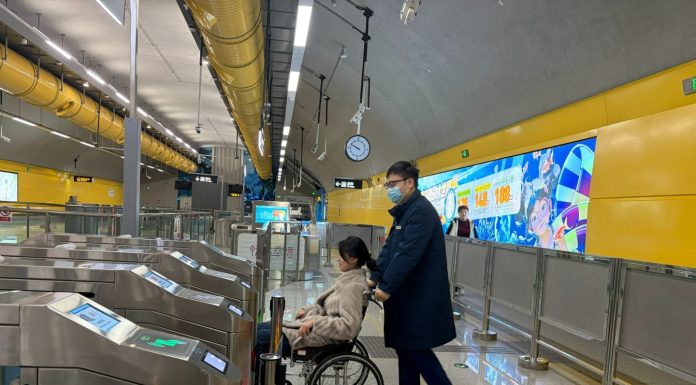 Cina: nuove misure per trasporto aereo di passeggeri con disabilità