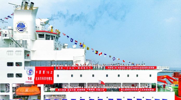 Cina: spedizione artica salpa da Dalian con tre rompighiaccio (3)