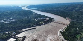 Cina: rilascio d’acqua dal bacino di Xiaolangdi (2)